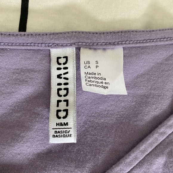 H&M Purple Ruched Long Sleeve - Picture 2 of 2